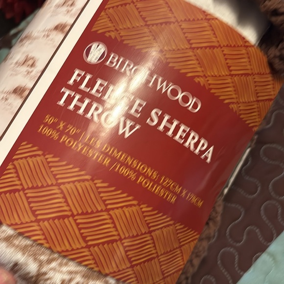 Fleece Sherpa Throw - Picture 2 of 5